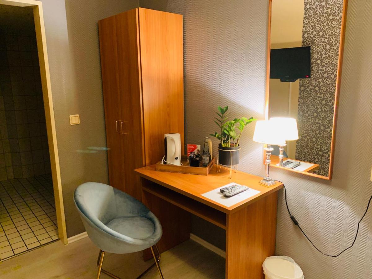 Hotel Oberledinger Hof Леер Экстерьер фото